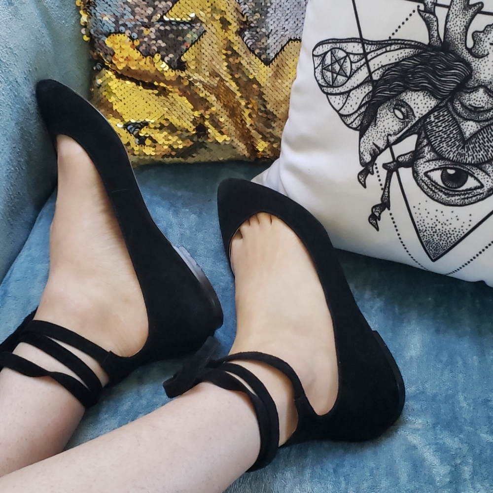 Vince Camuto black suede ballet flats